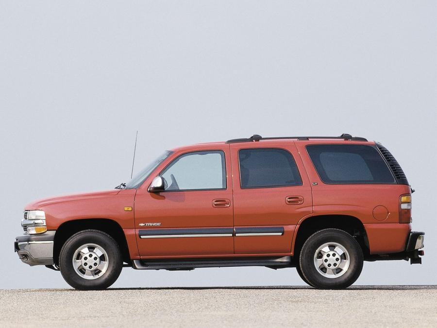  Chevrolet Tahoe 2000 года  (EU) (фото 10 из 23)